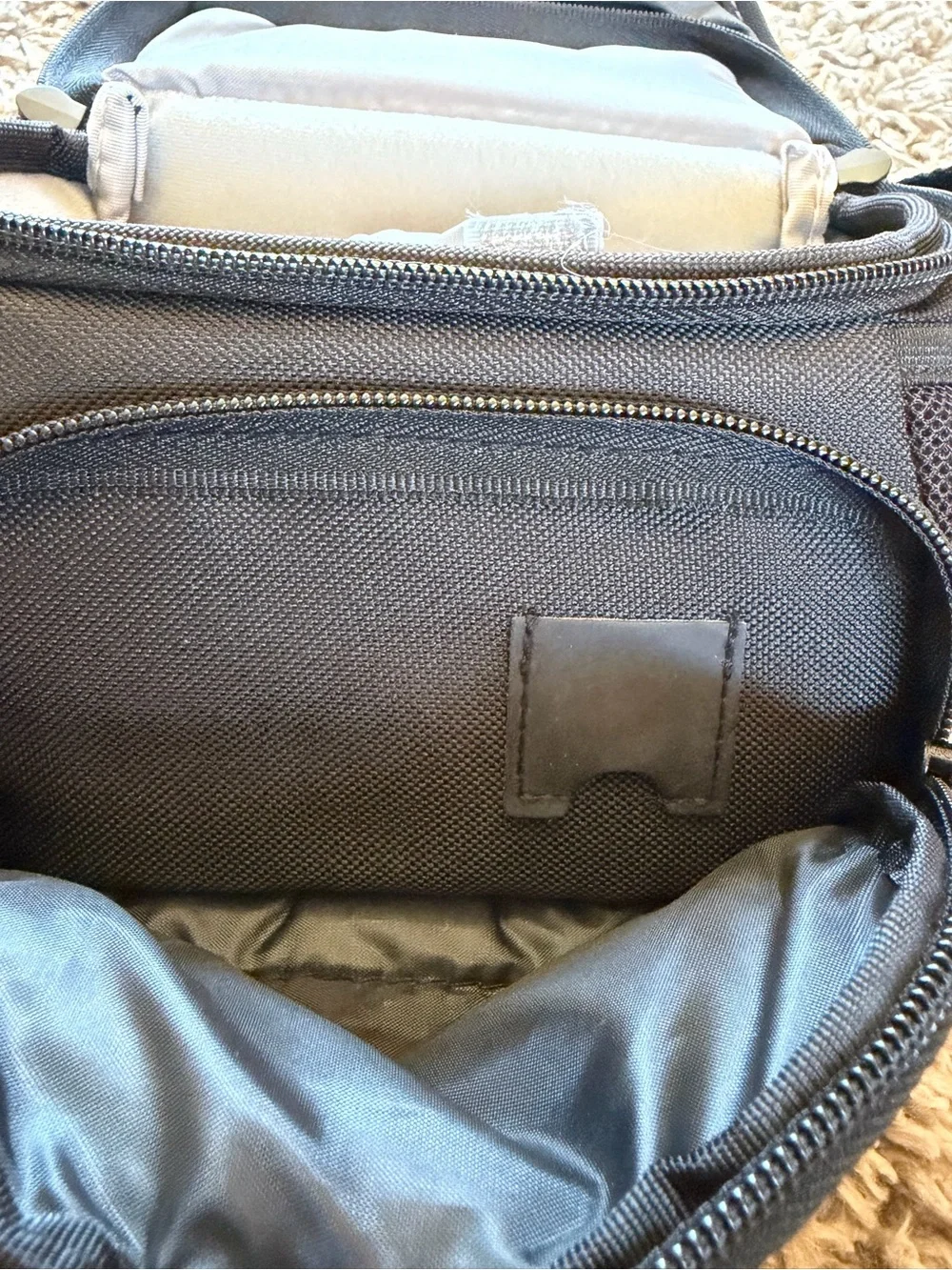 Sony LCS-U11 Padded Carry/Shoulder Camera Bag w/ Strap Black